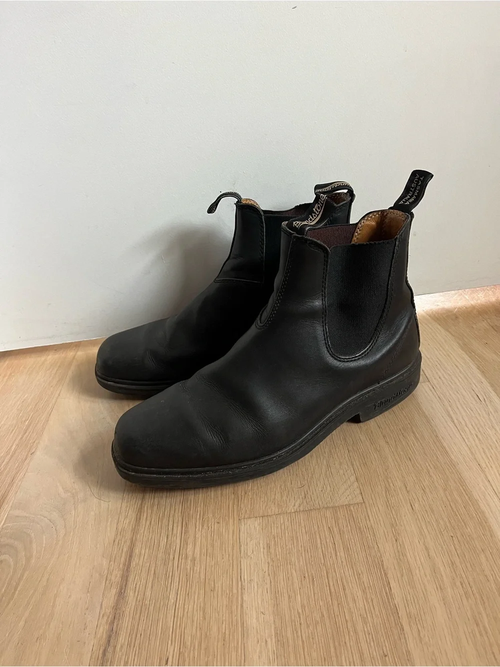 Blundstone leather boots